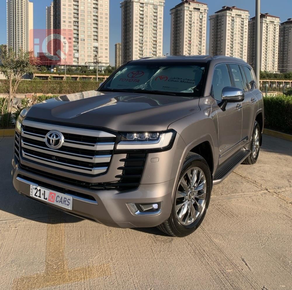 تويوتا لاندكروزر